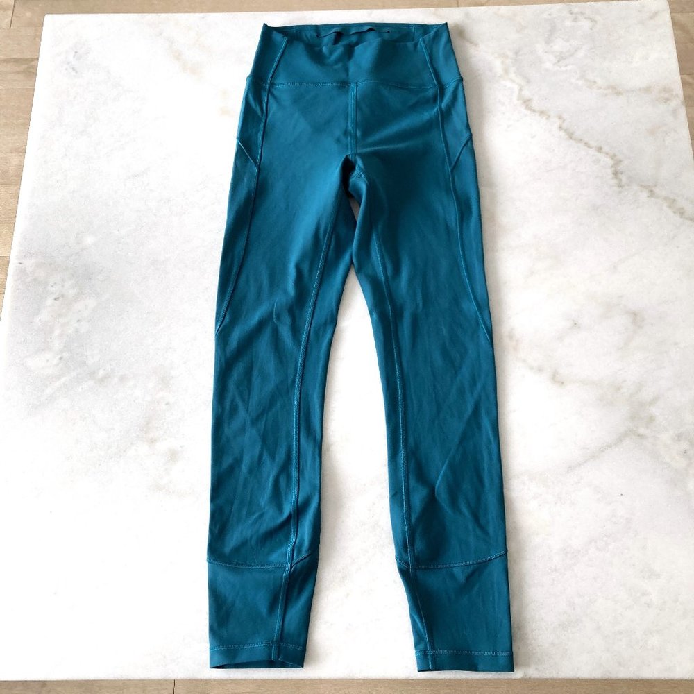 Worn 1x! Lululemon In Movement Leggings / Tight, 7/8 length 25", Everlux, teal